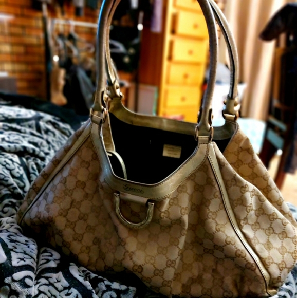 Gucci D-Ring Hobo Bag (Authentic) - Picture 1 of 5